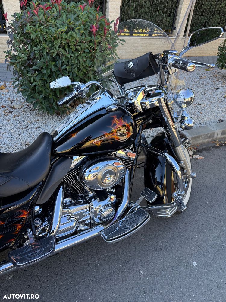 Harley-Davidson FLHRS Road King Custom - 10