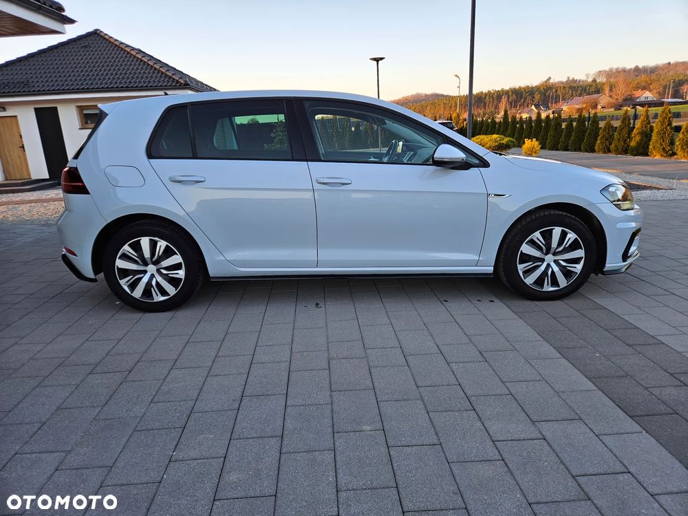 Volkswagen Golf - 7