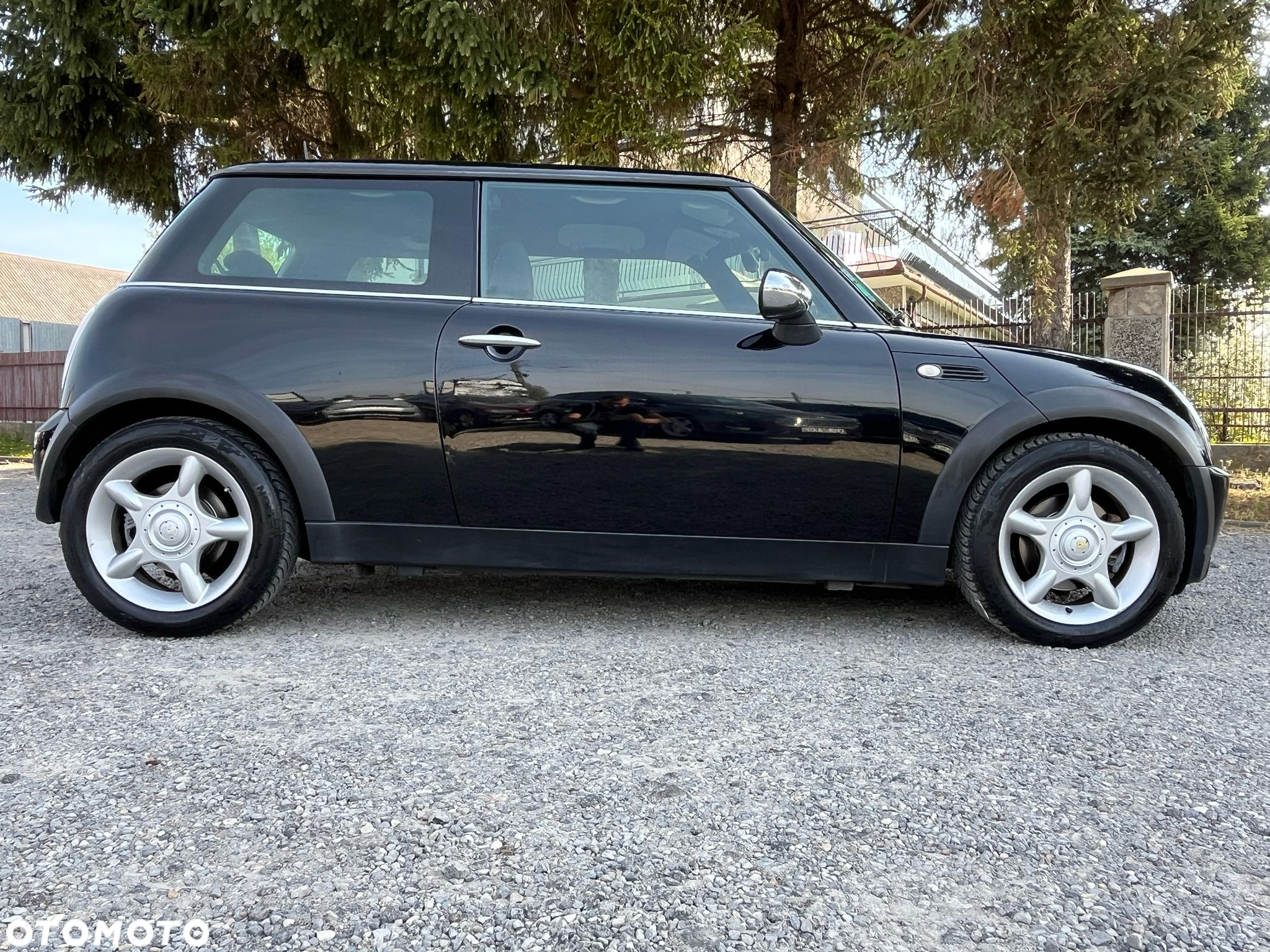 MINI ONE - 3