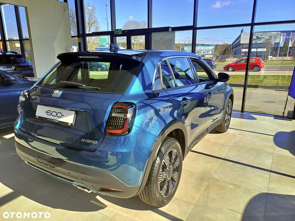 Fiat 600 1.2 Turbo Hybrid eDCT - 5
