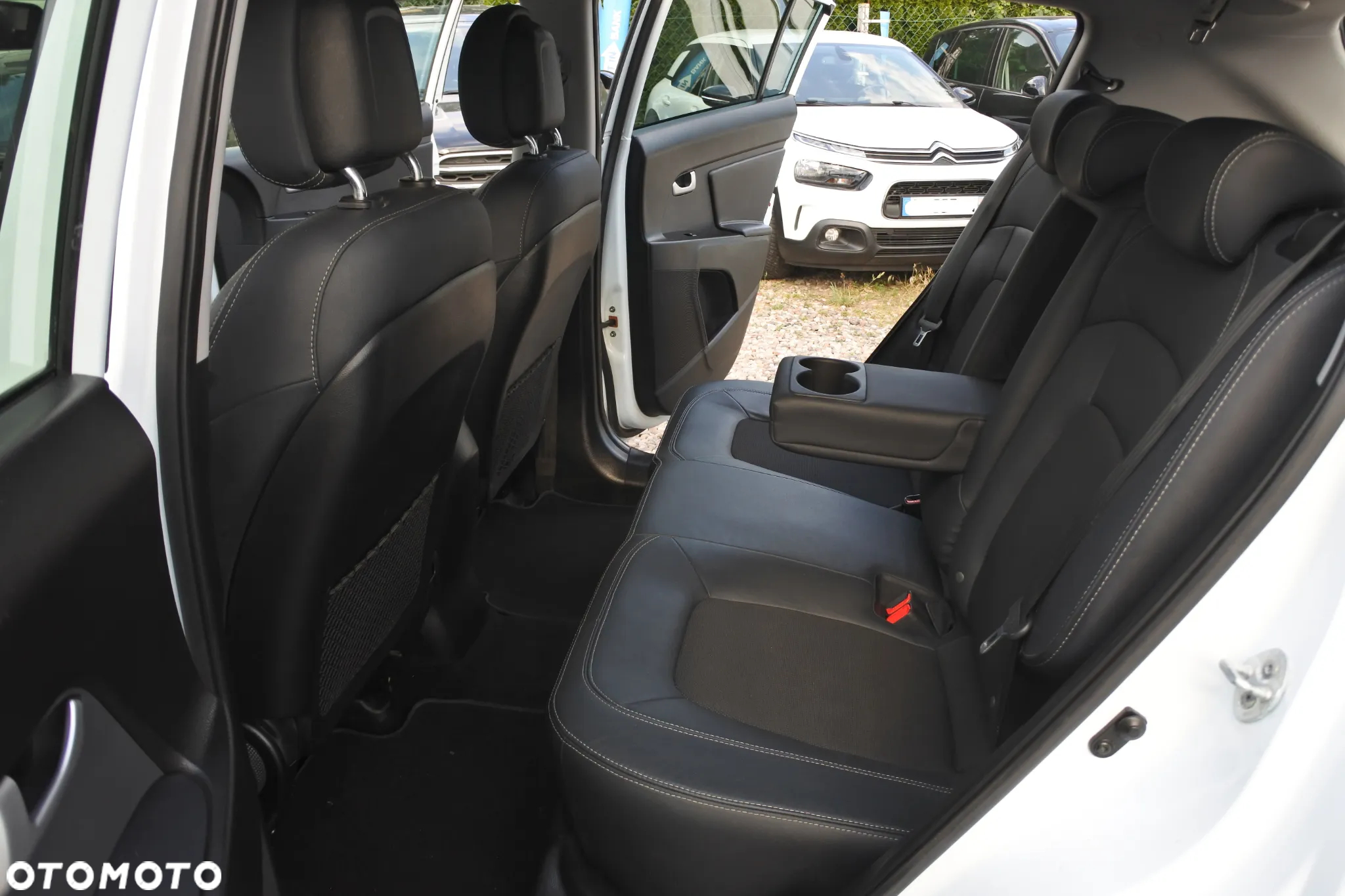 Kia Sportage 1.6 GDI XL 2WD - 10