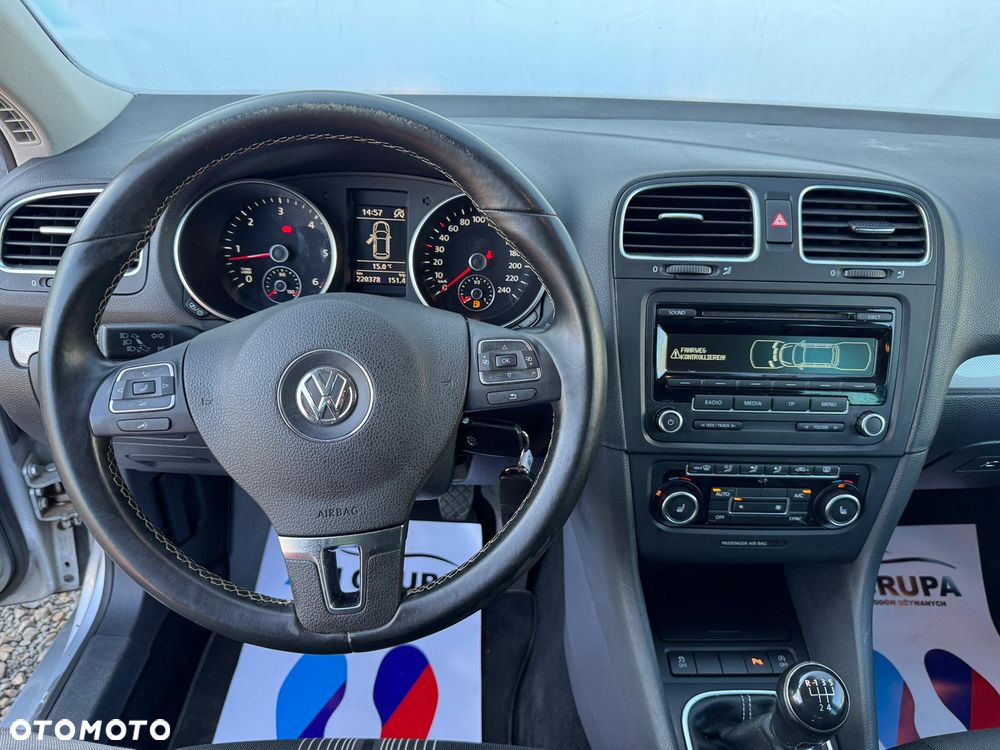 Volkswagen Golf 1.6 TDI DPF BlueMotion Technology MATCH - 22