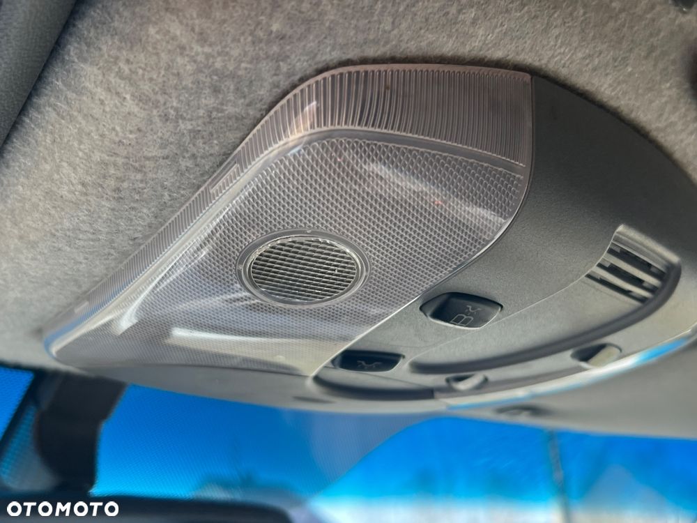 Volkswagen Crafter - 13