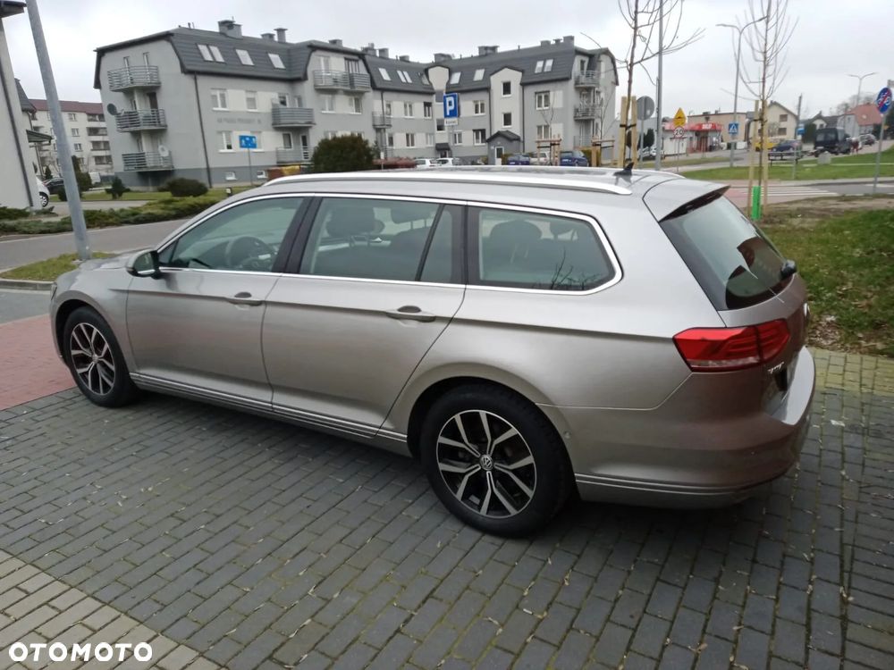 Volkswagen Passat Variant 1.6 TDI (BlueMotion Technology) DSG Comfortline - 7