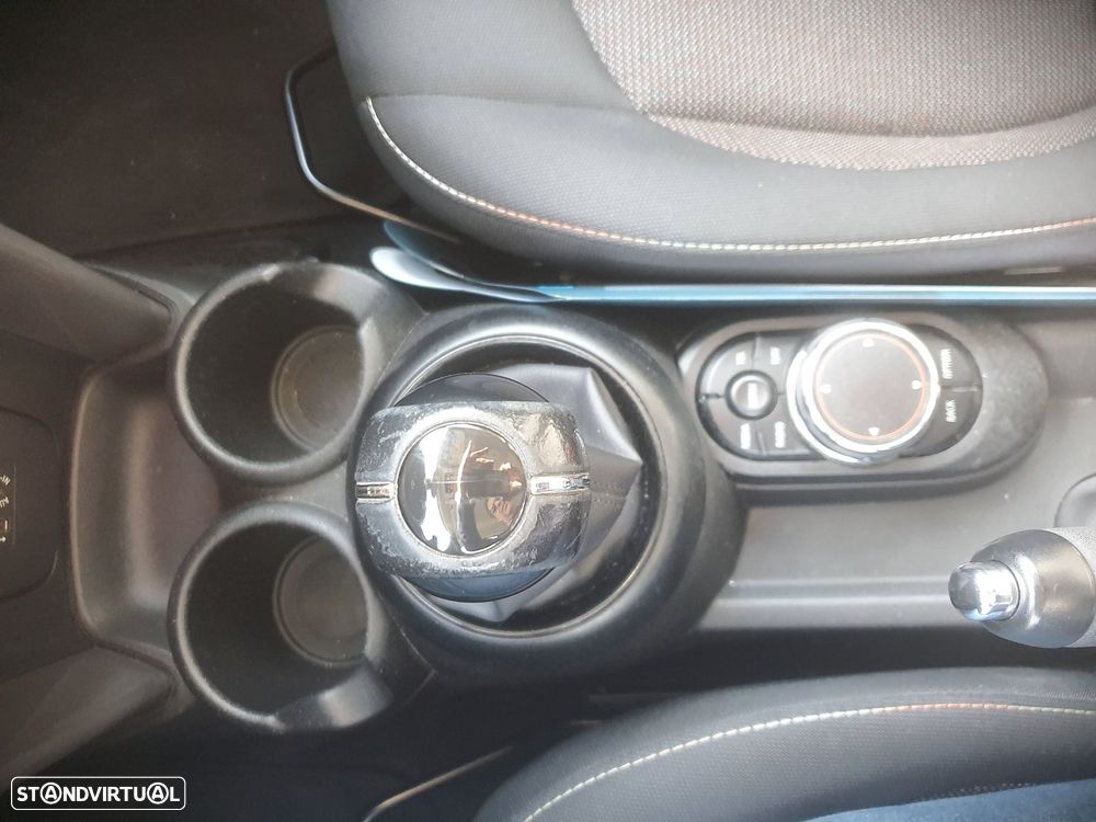 MINI 3 Portas Cooper D - 20