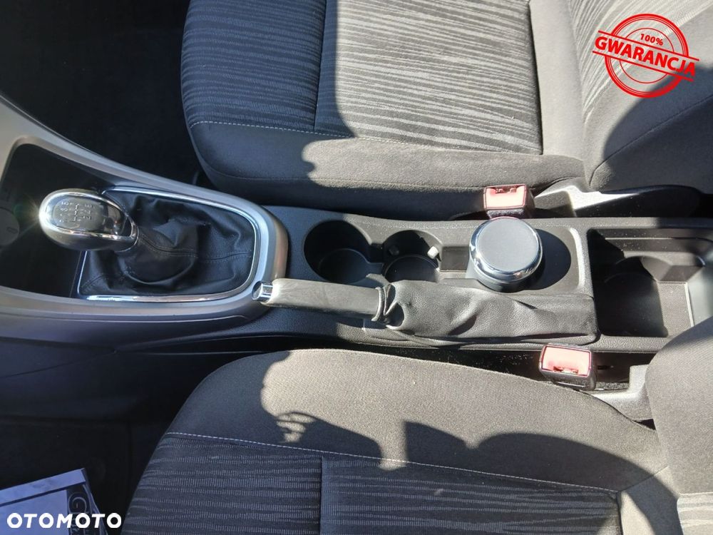 Opel Astra - 16