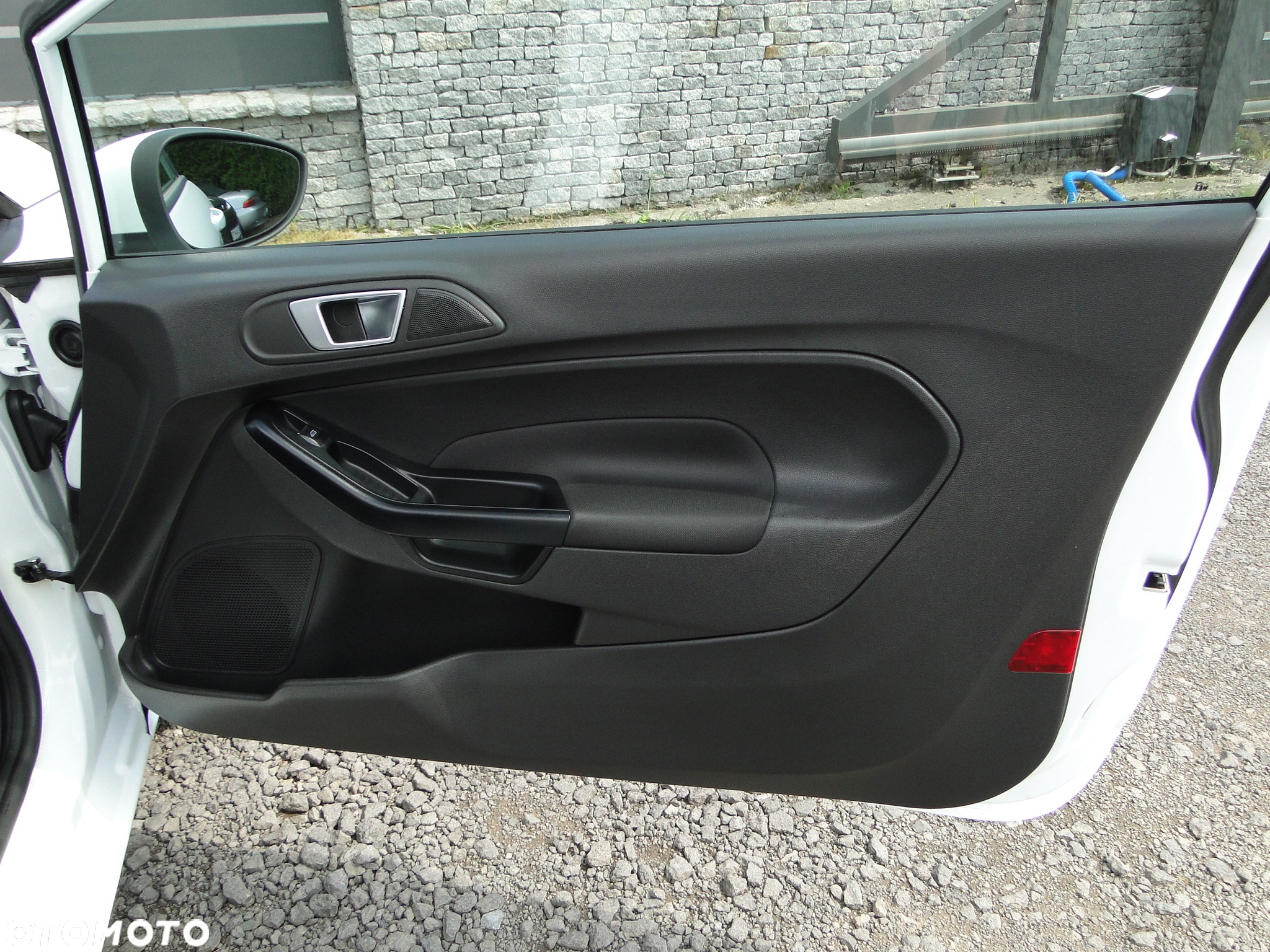 Ford Fiesta 1.25 Celebration - 17