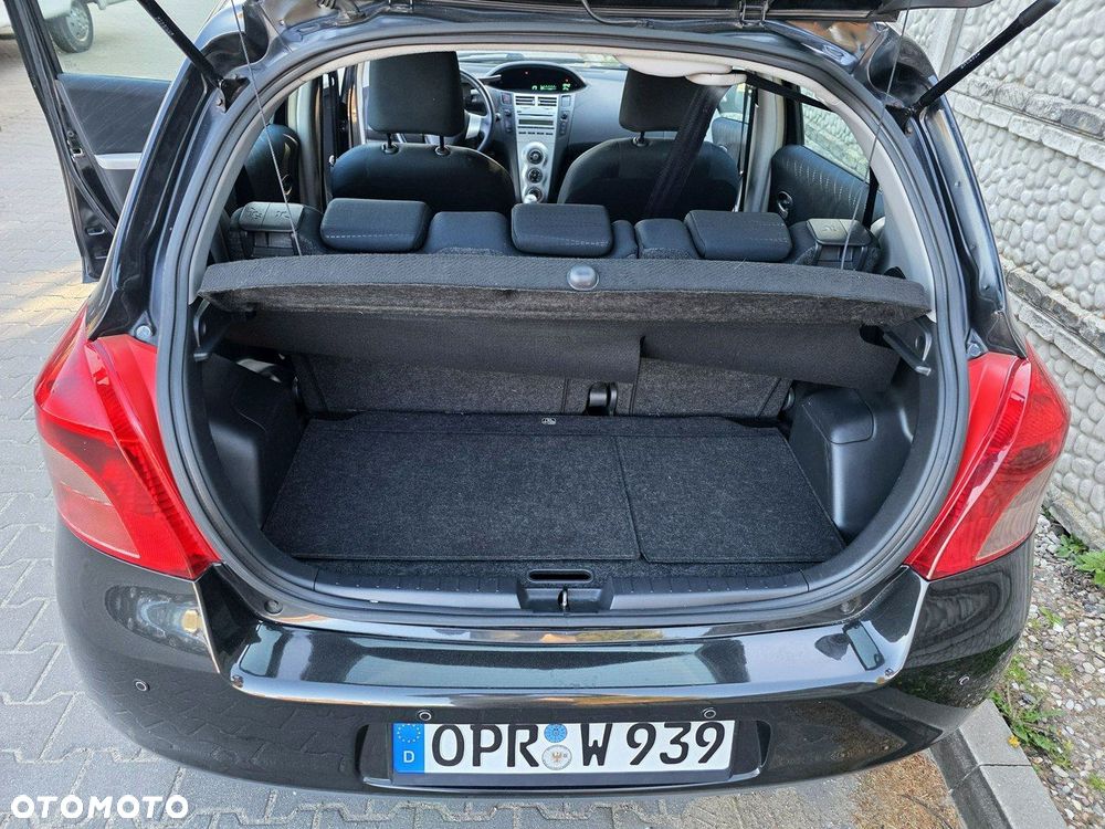 Toyota Yaris 1.3 VVT-i Sol - 24