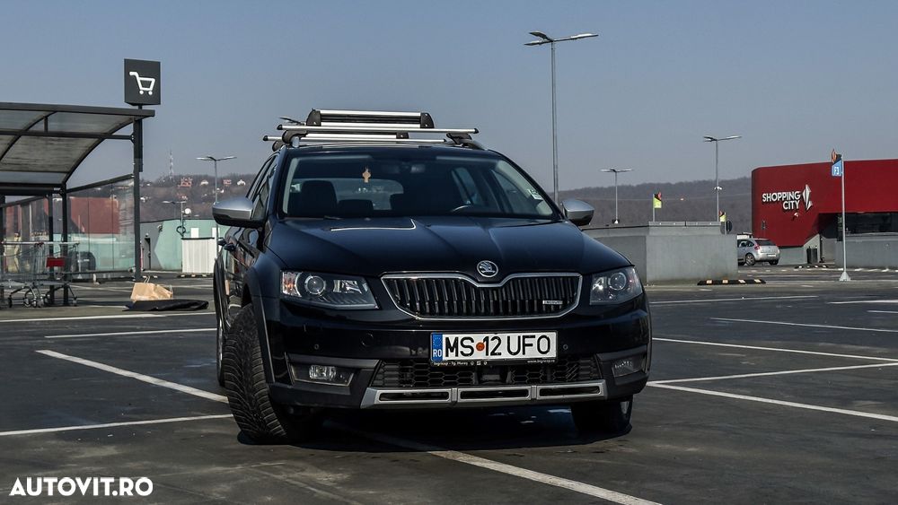 Skoda Octavia 2.0 TDI 4x4 DSG Scout - 4