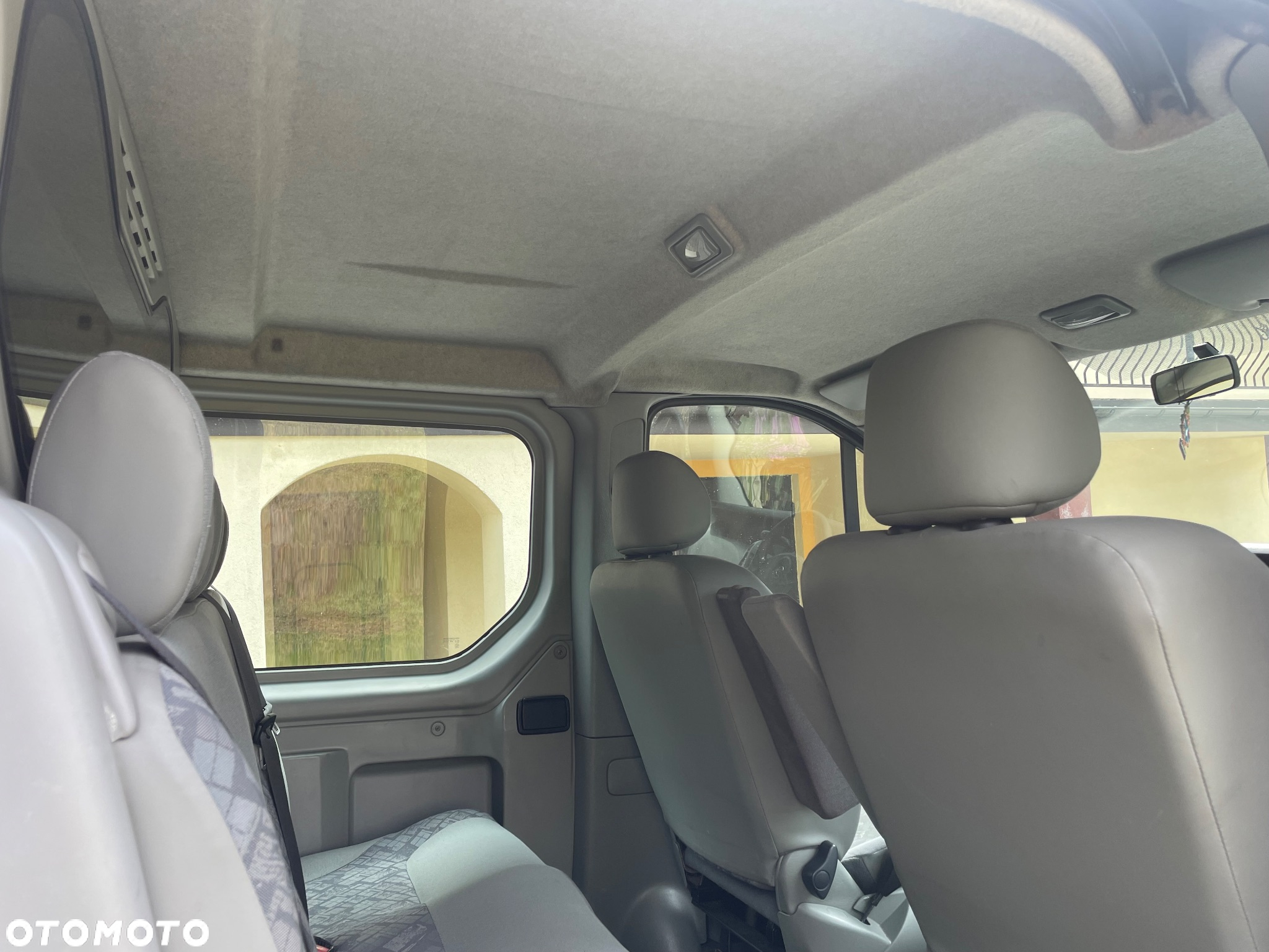 Opel Vivaro 2.5 CDTI L2H1 - 14