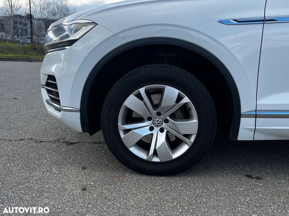 Volkswagen Touareg 3.0 V6 TDI 4Motion DPF Automatik - 25