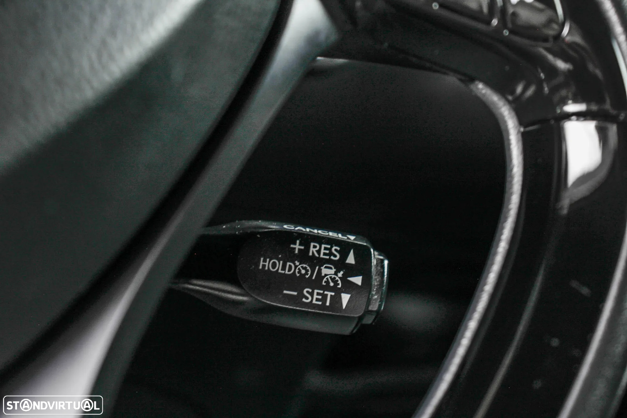 Toyota C-HR 1.8 Hybrid Comfort - 36
