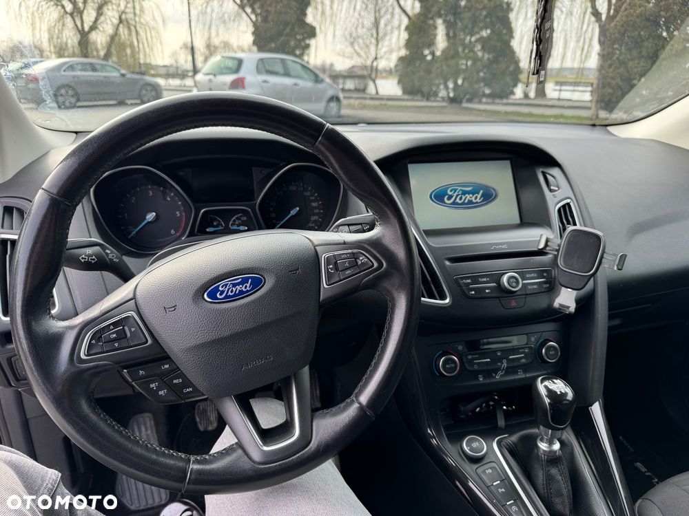 Ford Focus 2.0 TDCi Titanium ASS - 16