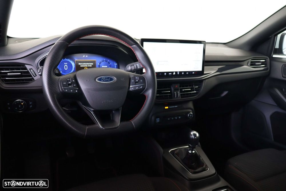 Ford Focus SW 1.0 EcoBoost MHEV ST-Line - 22