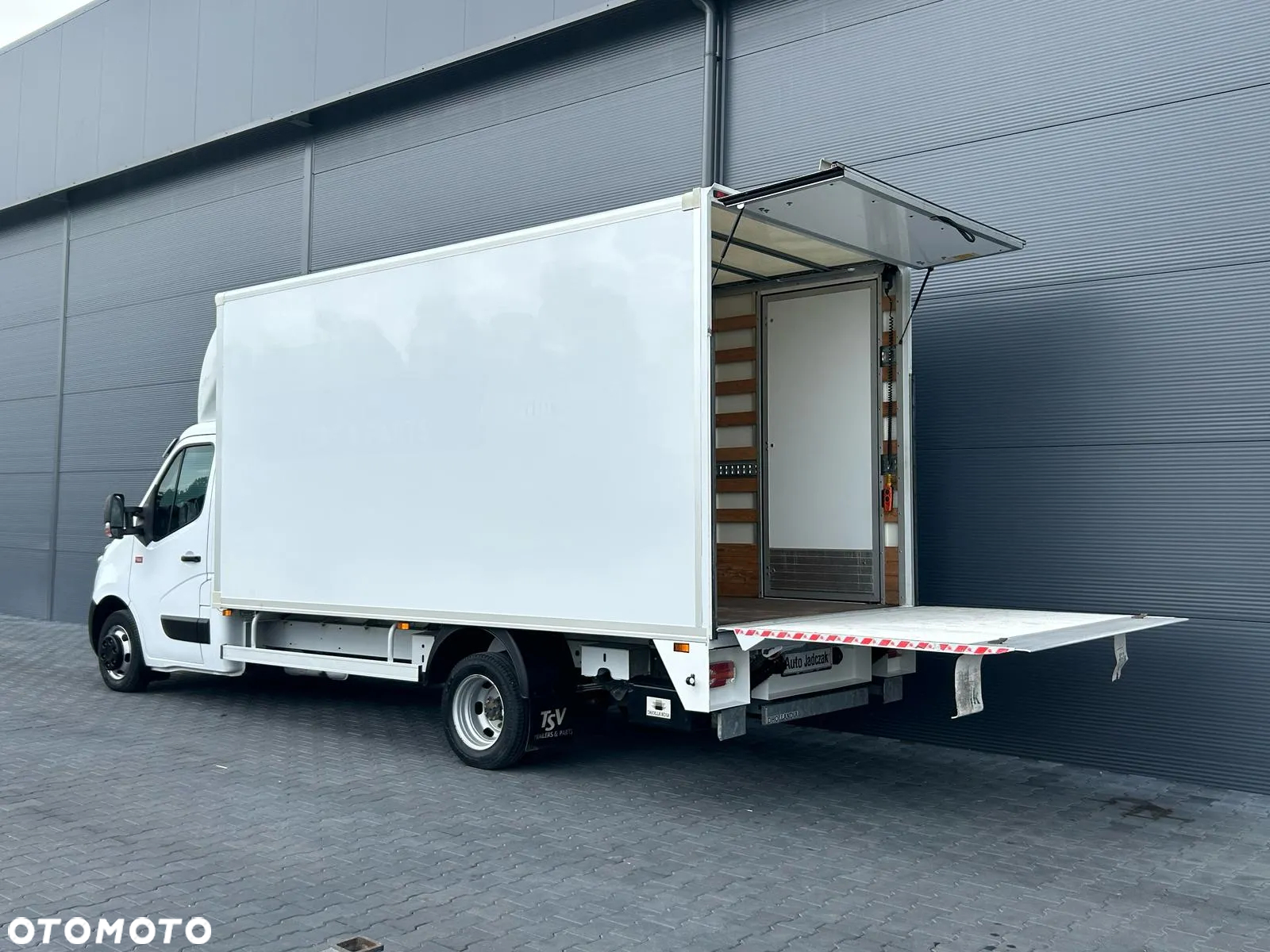 Renault Master 2.3 DCI 165KM Kontener 9 palet + winda 1000kg + drzwi boczne **NA BLIŹNIAKACH**Klima**Navi**Mascott**2019R** - 6