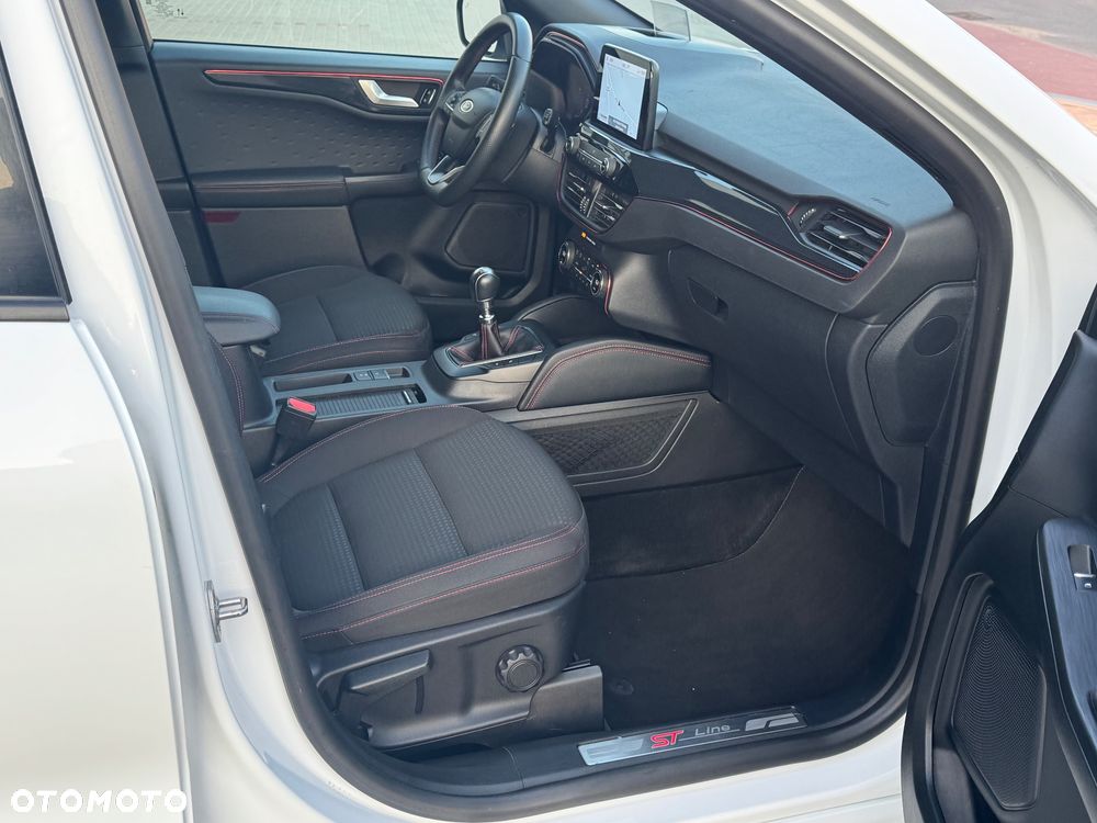 Ford Kuga 2.0 EcoBlue Hybrid ST-LINE - 32