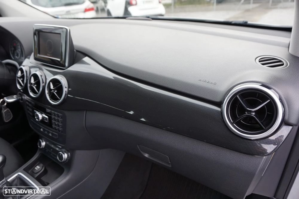Mercedes-Benz B 180 CDi BlueEfficiency - 52