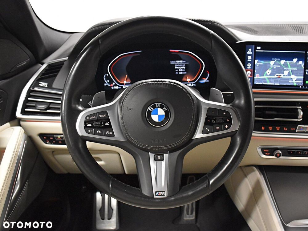 BMW X6 xDrive40i - 17