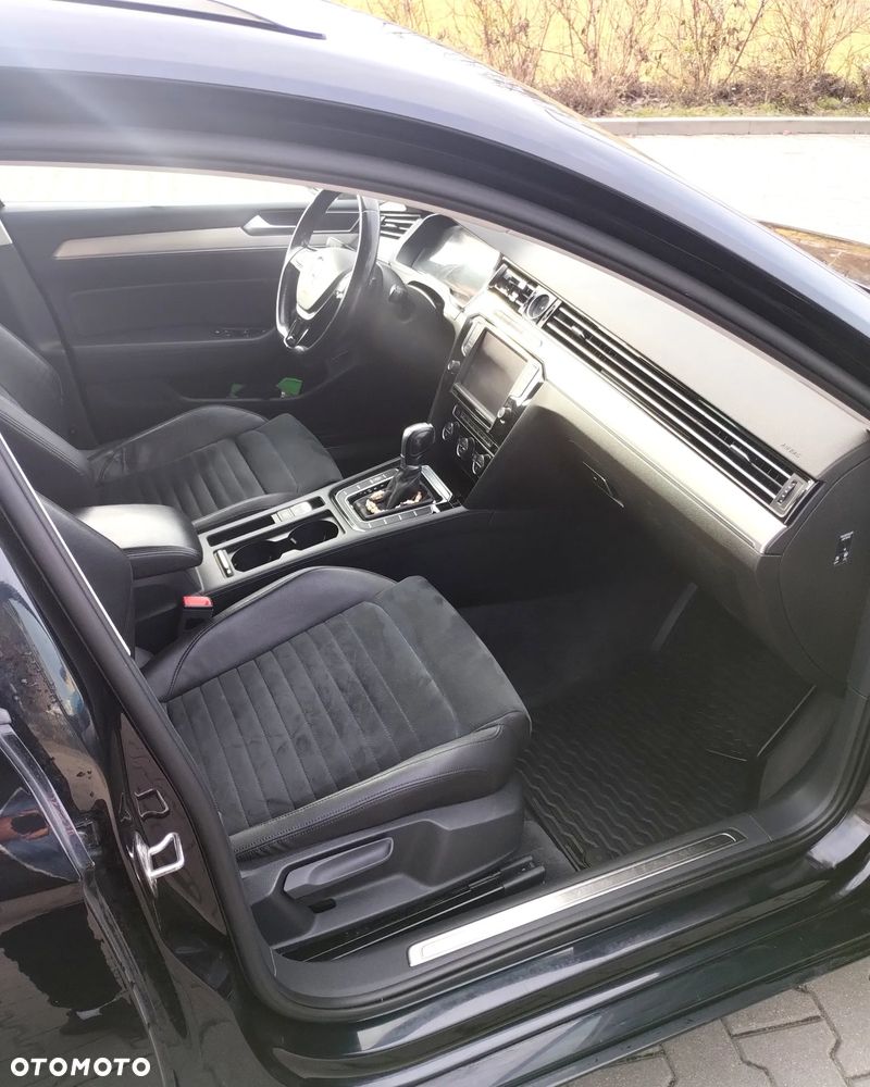 Volkswagen Passat 2.0 TDI BMT Highline DSG - 9