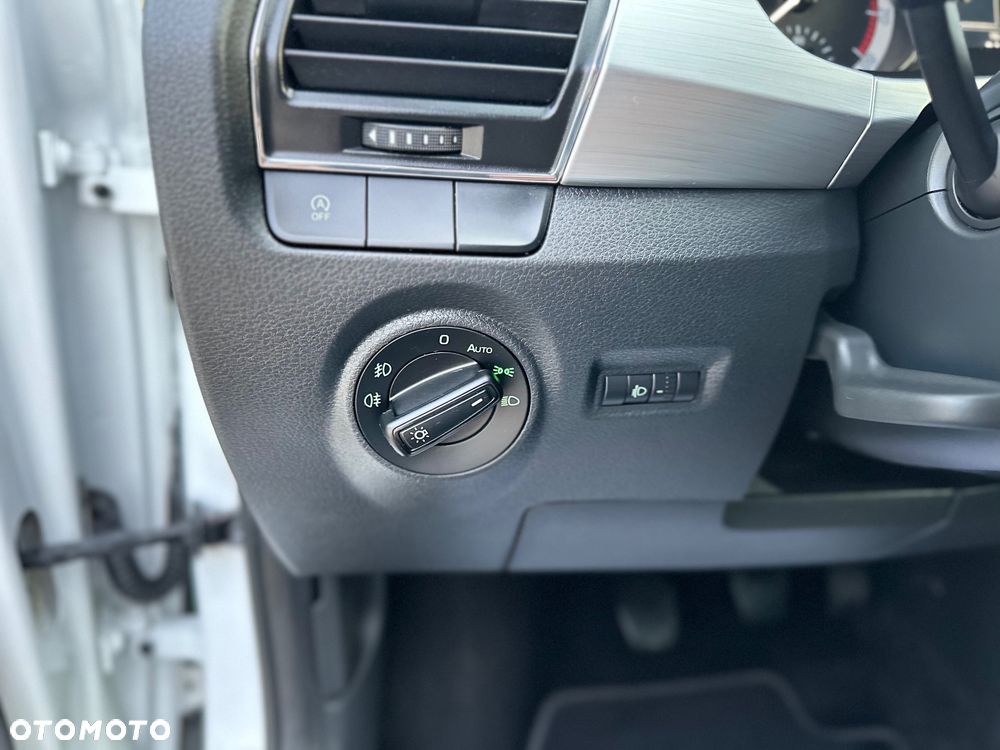 Skoda Fabia 1.0 MPI Edition - 22