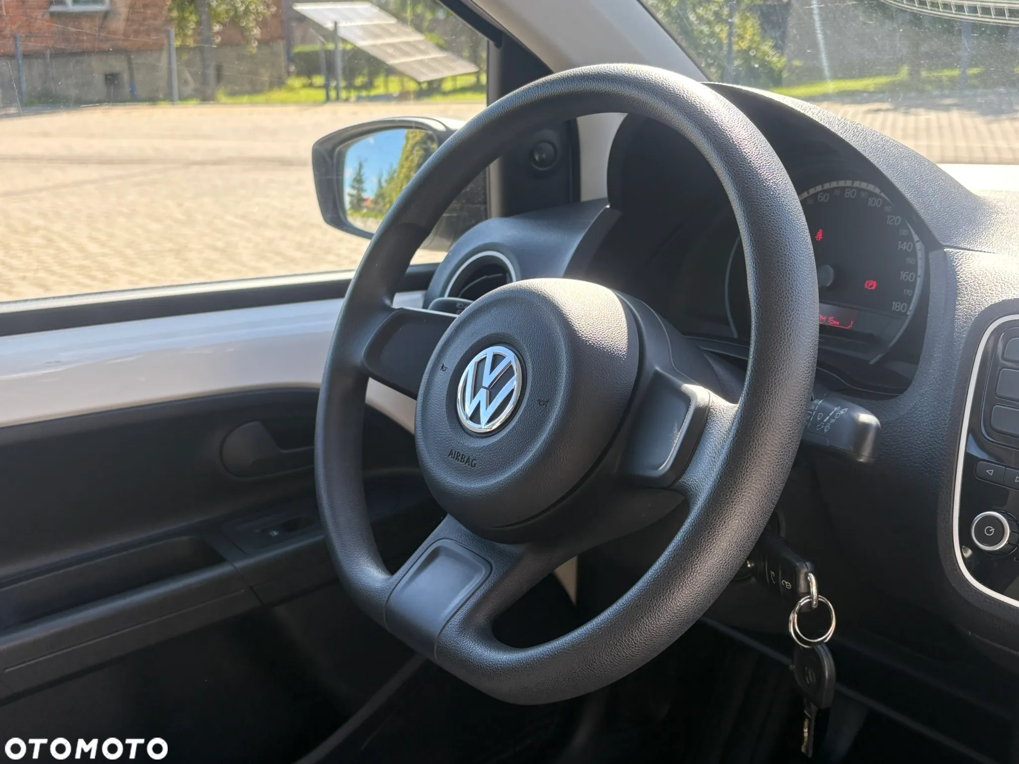 Volkswagen up! white style - 14