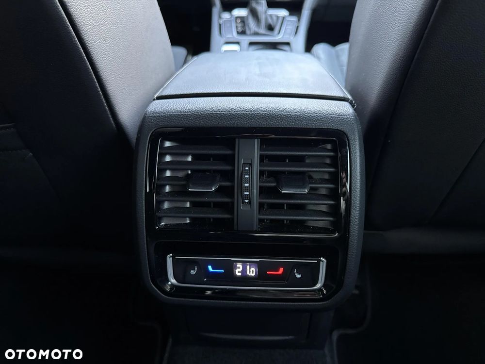 Volkswagen Arteon 2.0 TSI R-Line DSG - 8