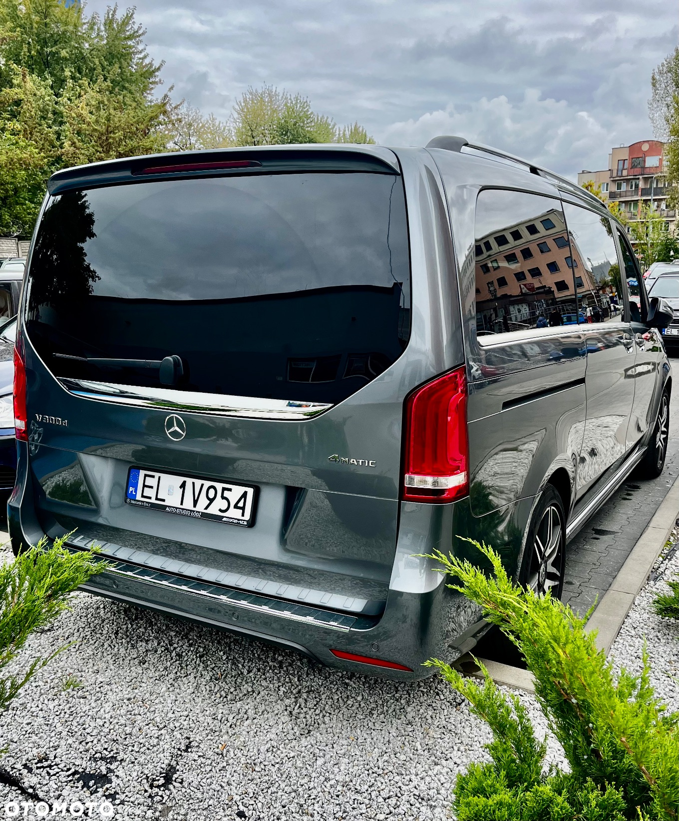 Mercedes-Benz Klasa V 300 d 4-Matic Avantgarde 9G-Tronic (d³ugi) - 2