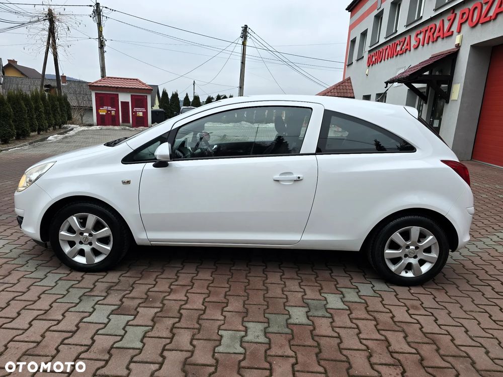 Opel Corsa 1.2 16V Innovation 110 Jahre - 4