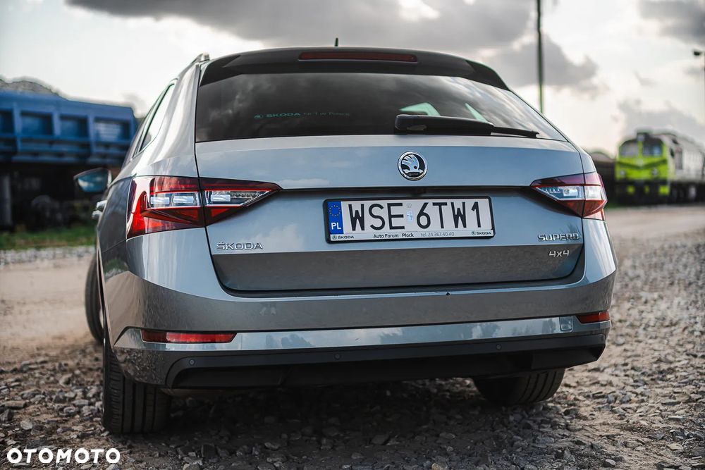 Skoda Superb 2.0 TDI 4x4 L&K - 8