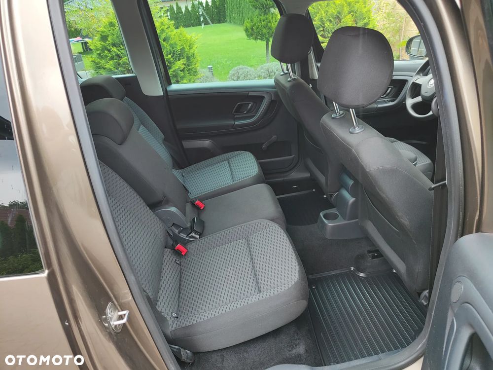 Skoda Roomster 1.6 TDI DPF Elegance PLUS EDITION - 6