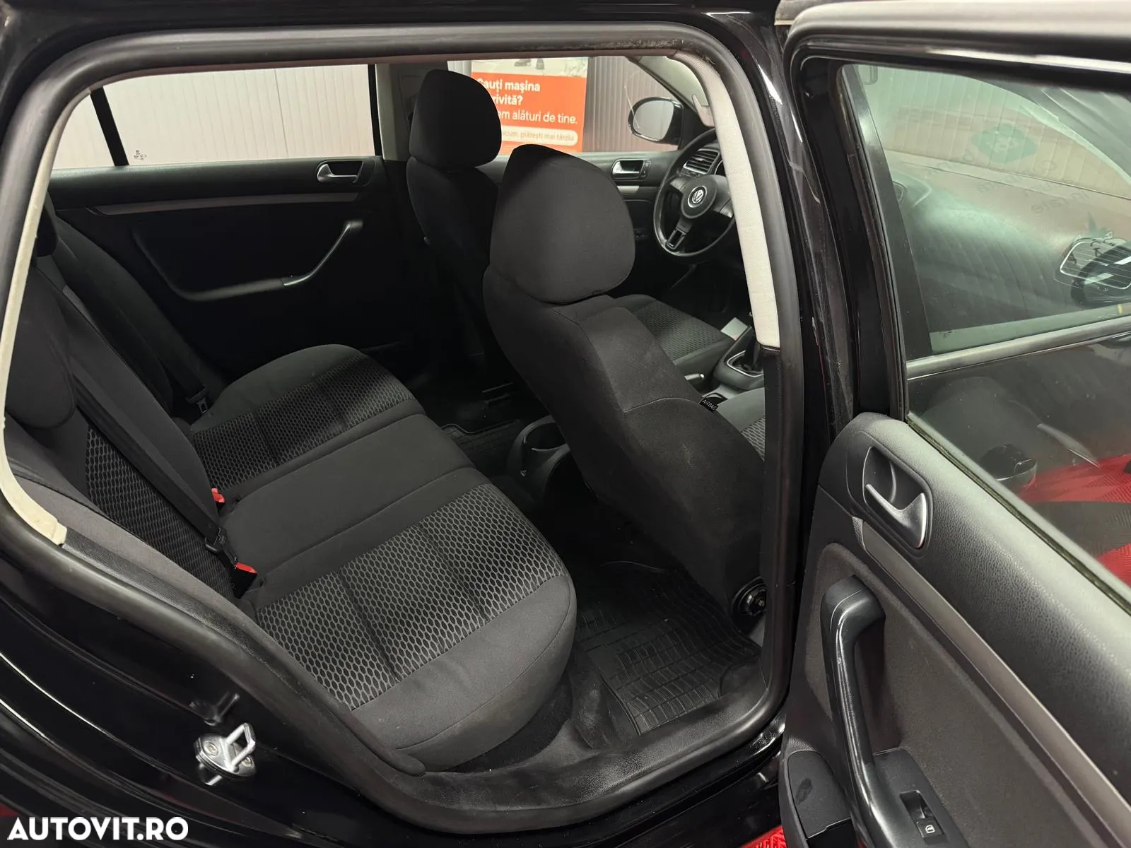 Volkswagen Golf - 15