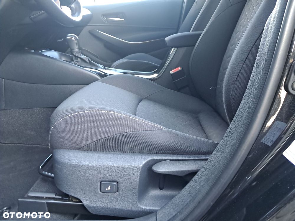 Toyota Corolla 2.0 Hybrid Comfort - 13