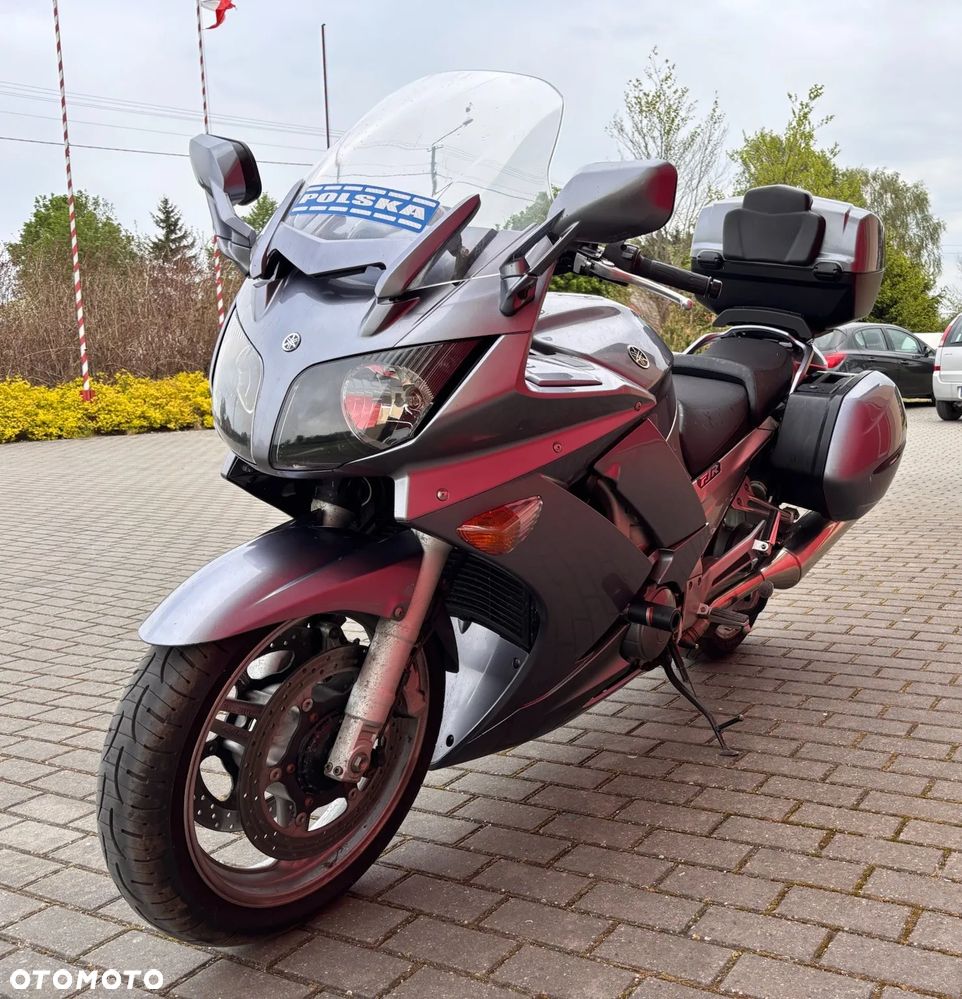 Yamaha FJR - 7