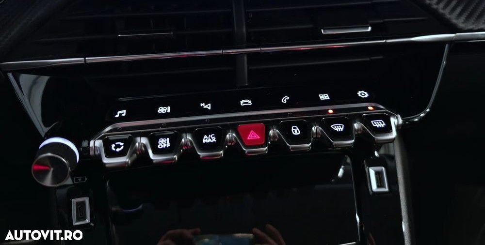 Peugeot 2008 PureTech 130 EAT8 Allure - 10