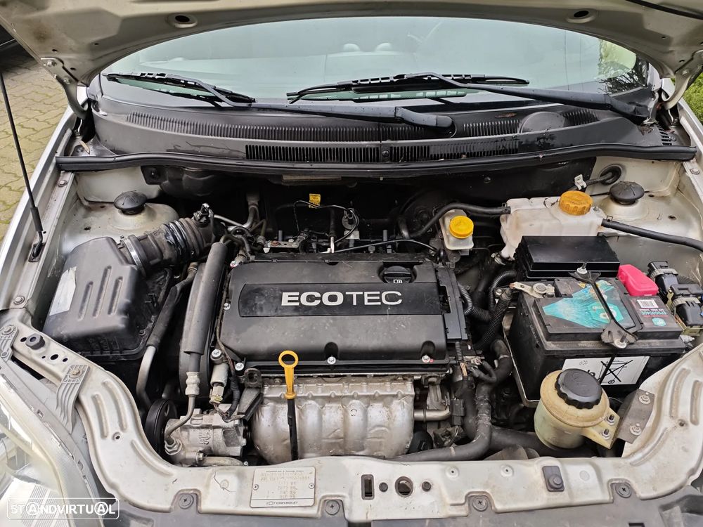 Chevrolet Aveo 1.4 LT - 4