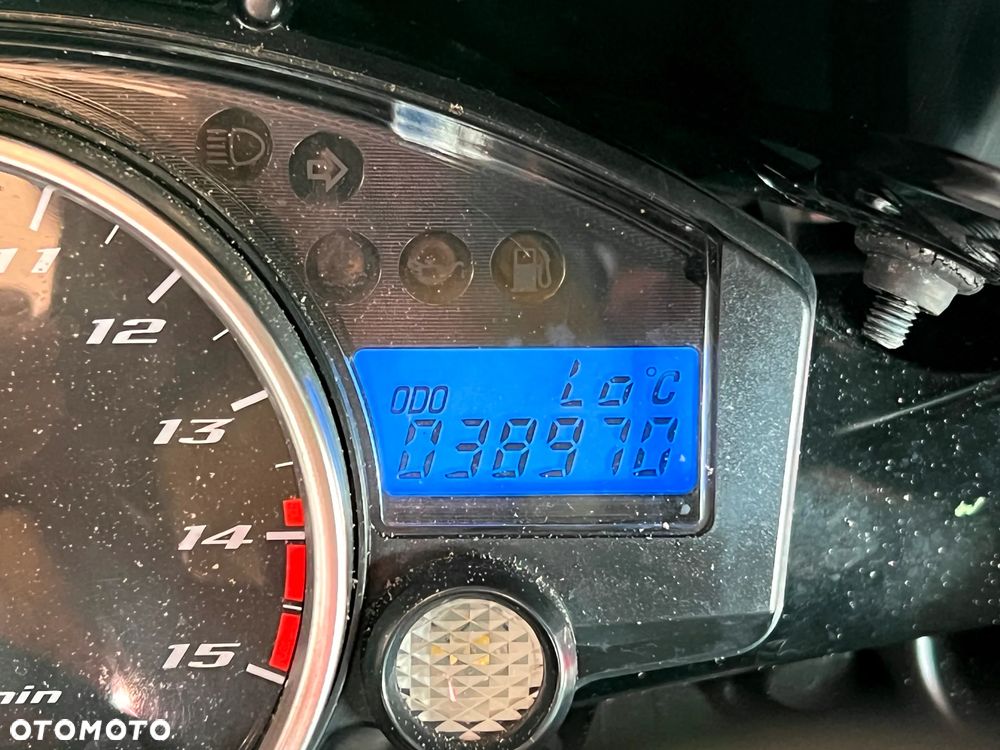 Yamaha YZF - 14