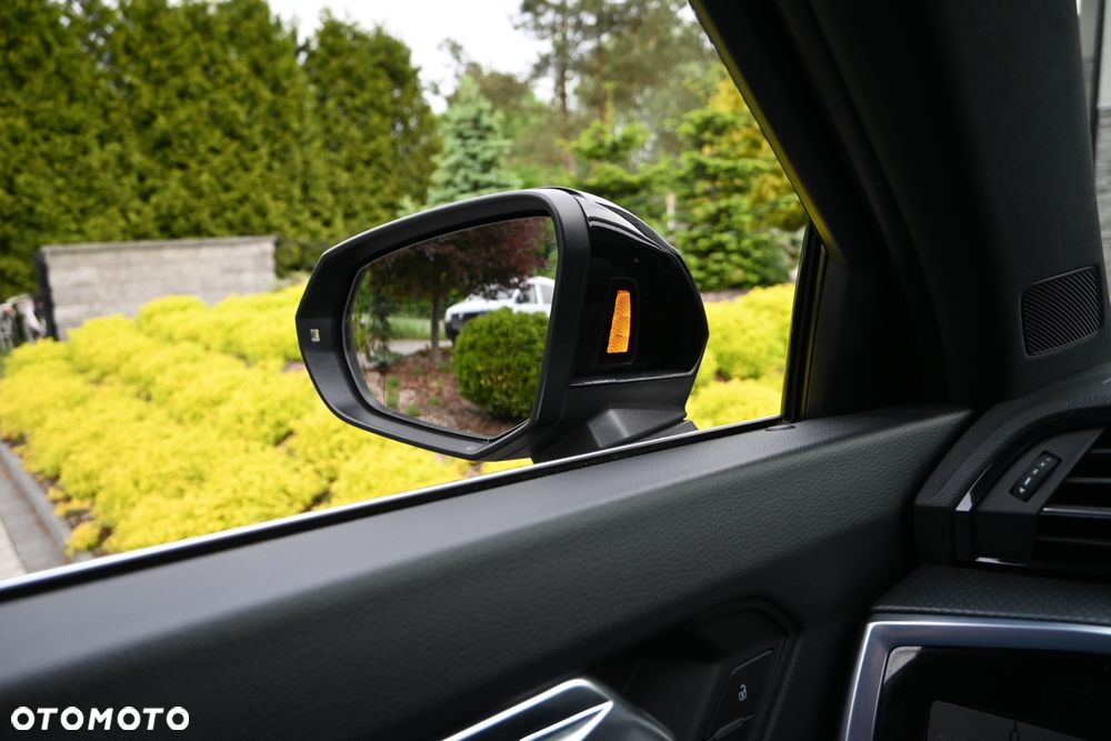 Audi Q3 Sportback 35 TDI S tronic S line - 34