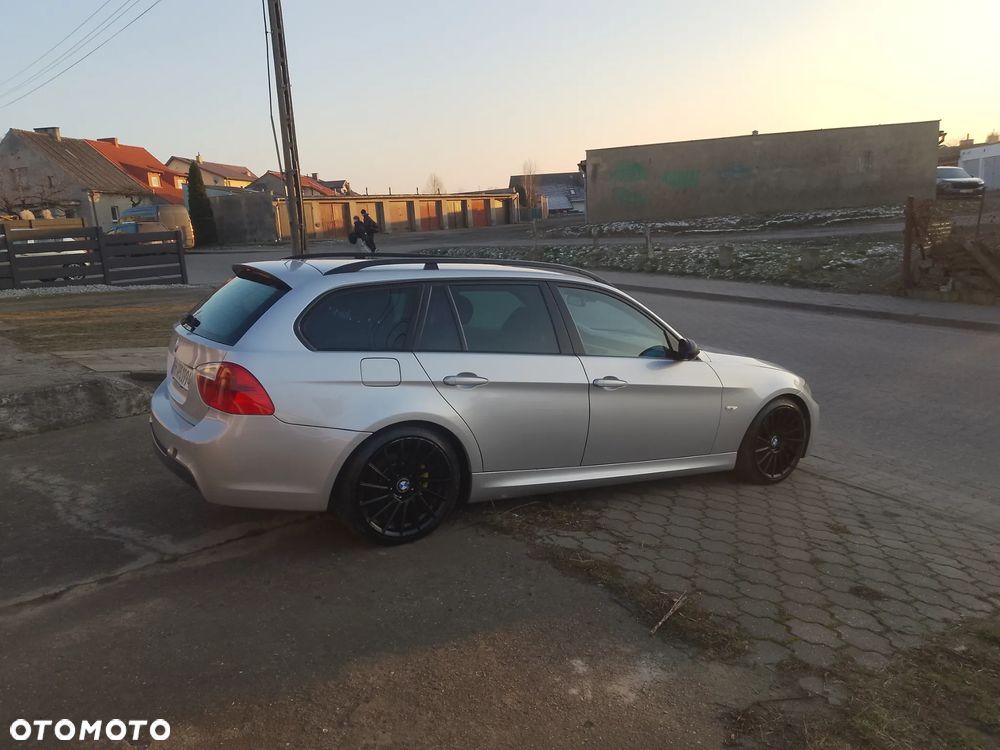 BMW Seria 3 - 22