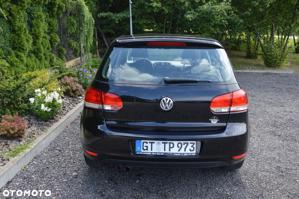 Volkswagen Golf - 14