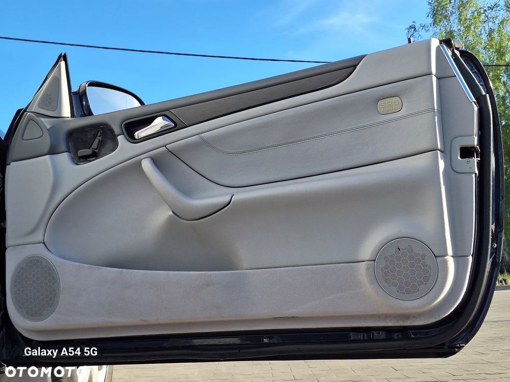 Mercedes-Benz CLK - 21