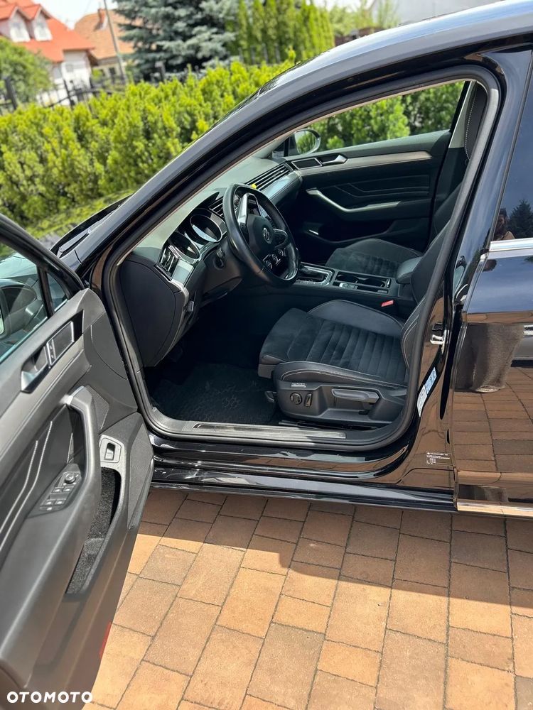 Volkswagen Passat - 14