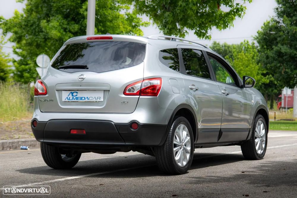 Nissan Qashqai +2 - 31