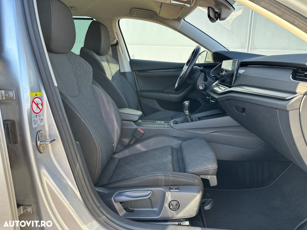 Skoda Octavia Combi 2.0 TDI Style - 8