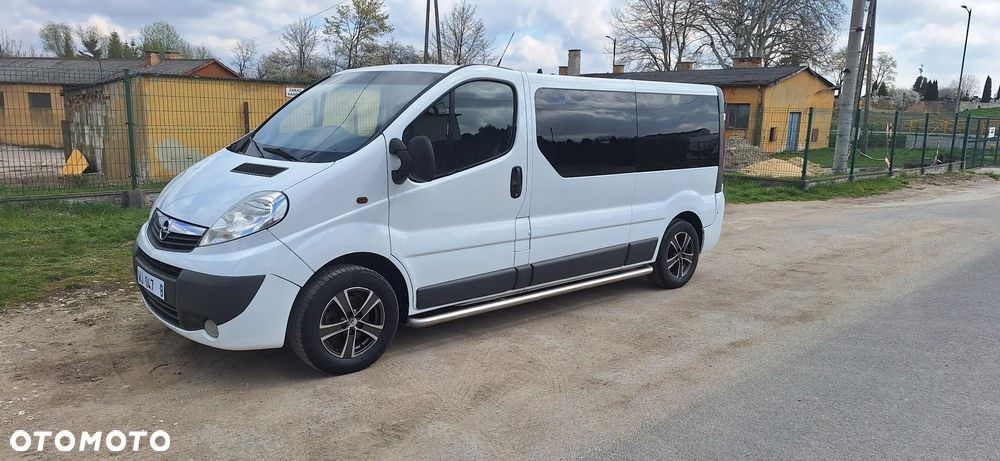Opel Vivaro - 1