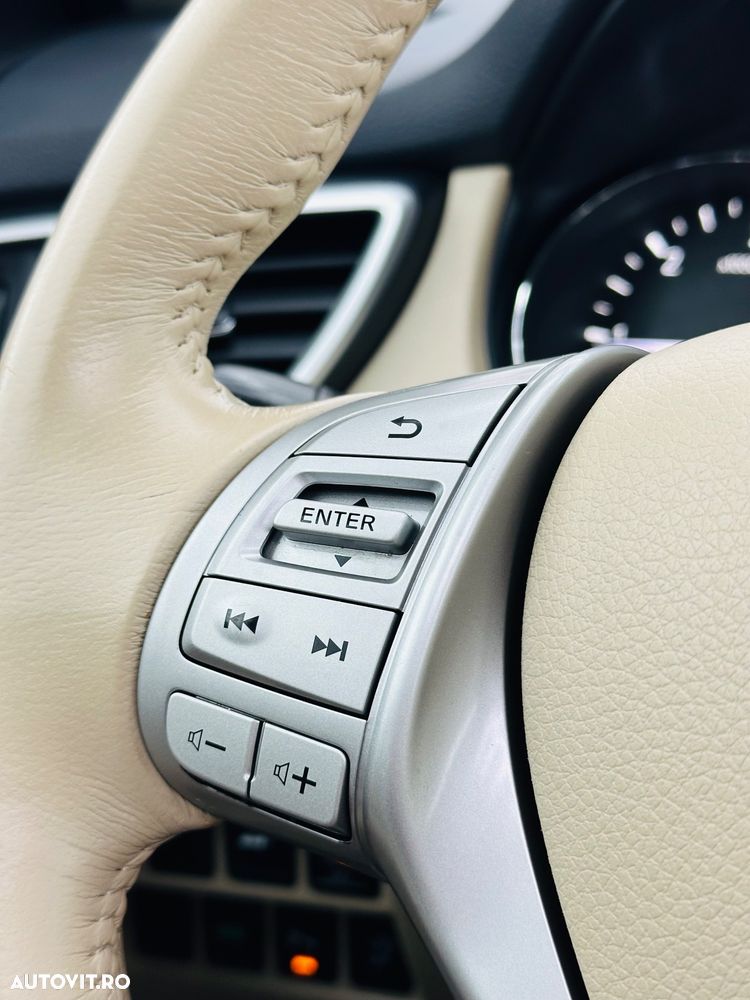 Nissan X-Trail 1.6 dCi Xtronic Tekna - 30