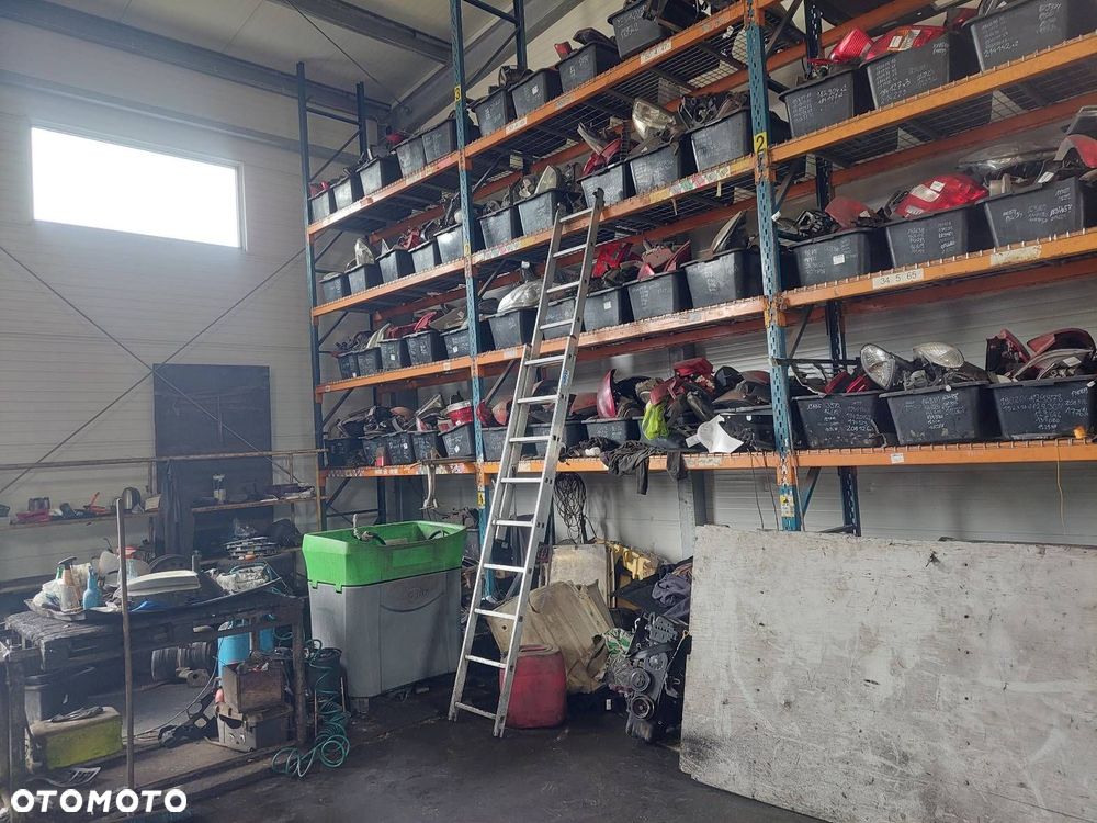 KOMPLETNY TYŁ KLAPA ZDERZAK LAMPA BMW E90 320SI 416/9 - 13