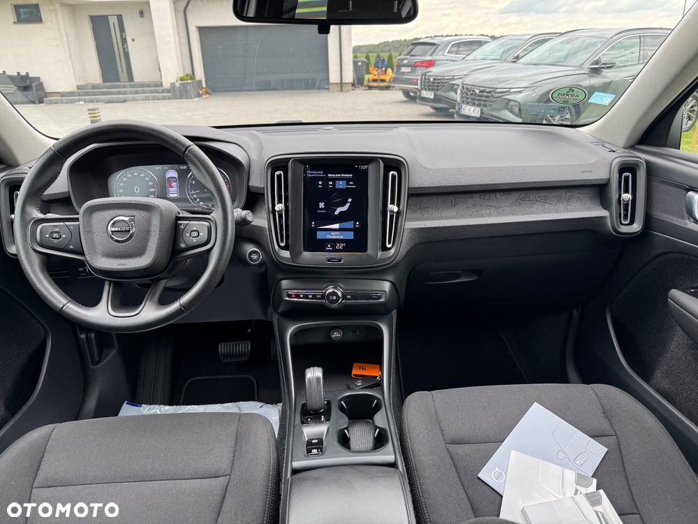 Volvo XC 40 T3 Momentum - 10