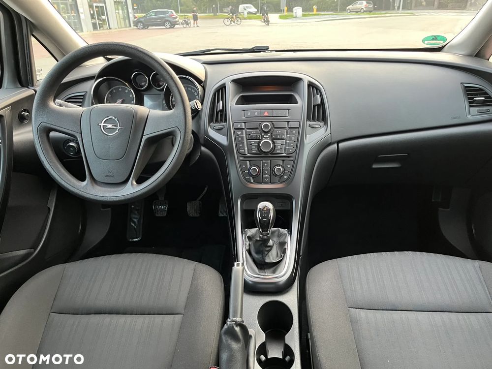 Opel Astra - 9