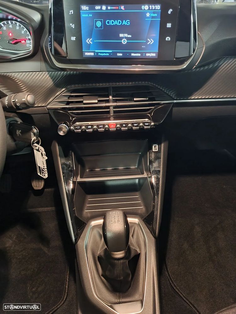 Peugeot 208 1.2 PureTech Active Pack - 17