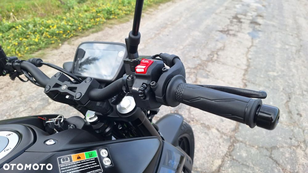 Yamaha MT - 9